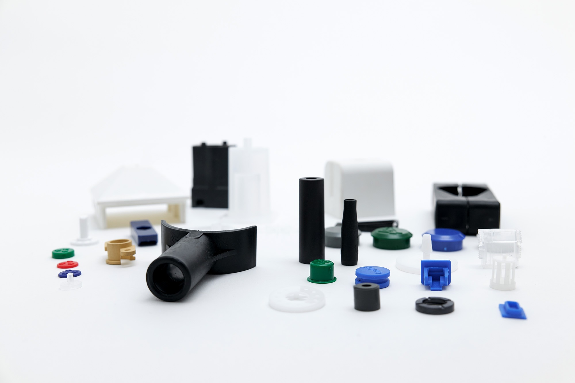 Paul Thoors GmbH  Pescher Str. 20 53909 Zülpich (Nordrhein-Westfalen) Deutschland Saugnäpfe  Haftsauger Kunststoff-Aufhängehaken Werkzeugbau Lohnspritzguss